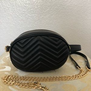 PU leather round belt bag with chain NWOT